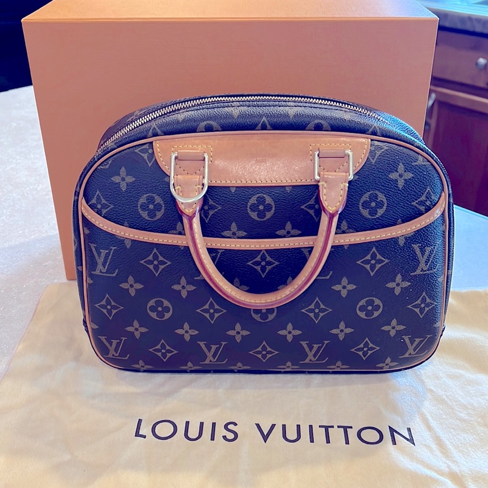 Authentic Louis Vuitton Trouville